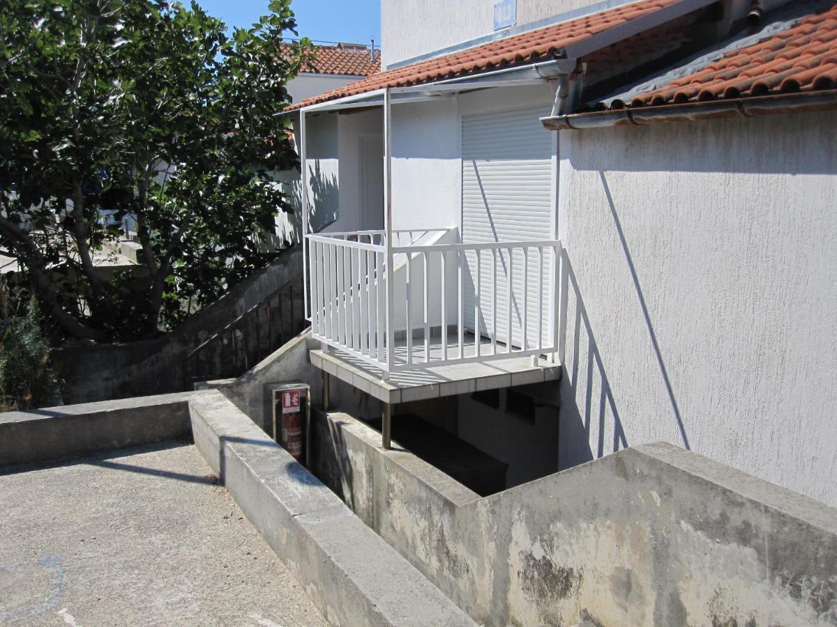 Apartman Zaglav Lägenhet Martinšćica Exteriör bild