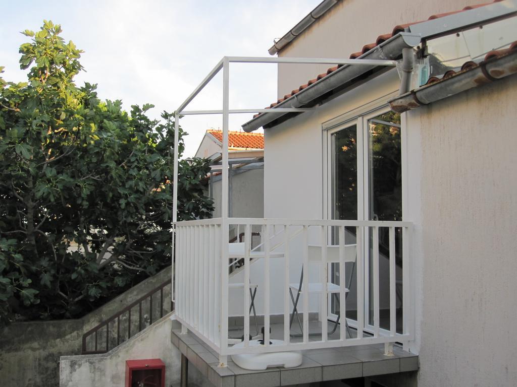 Apartman Zaglav Lägenhet Martinšćica Exteriör bild